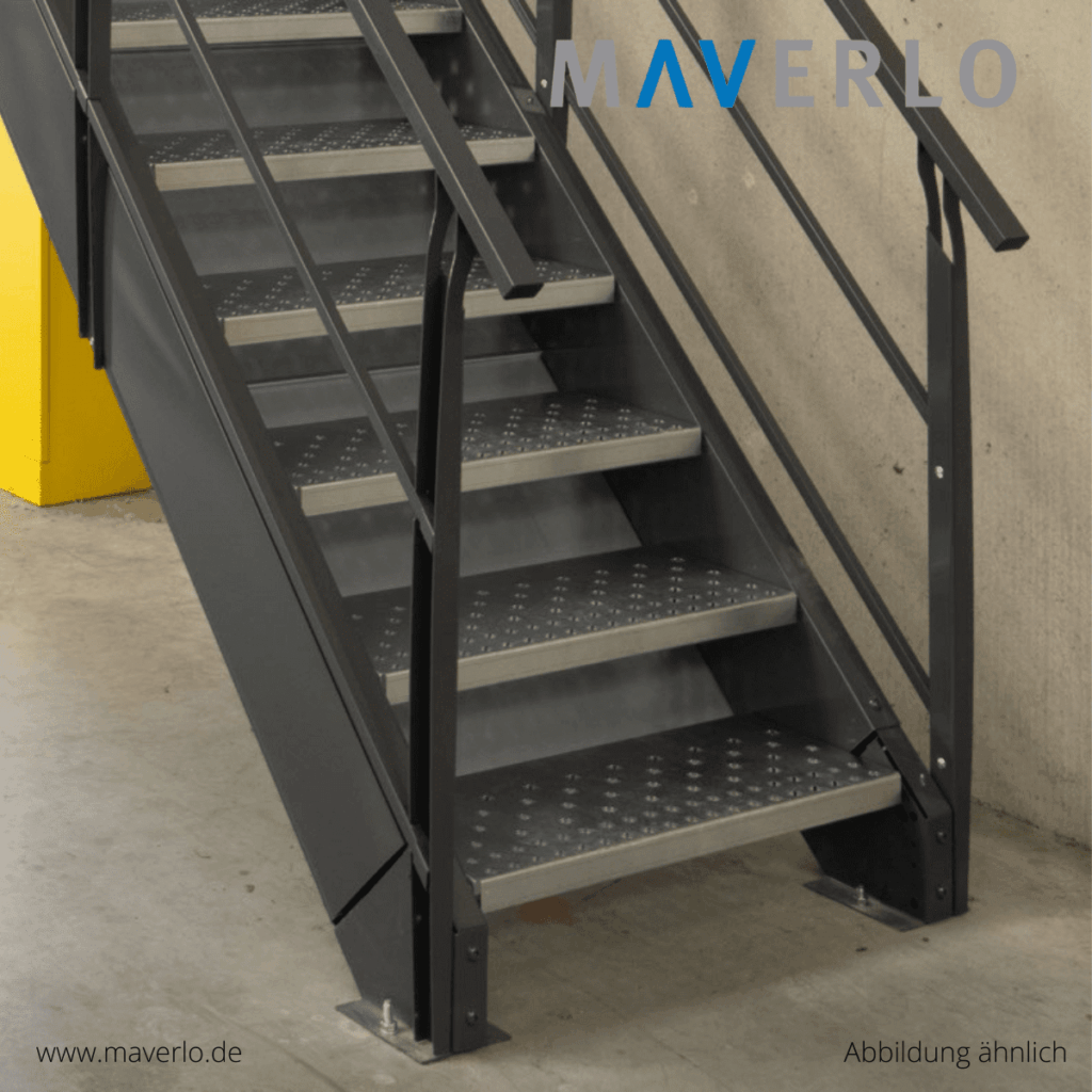 Treppe 45 Grad Lagerbühne