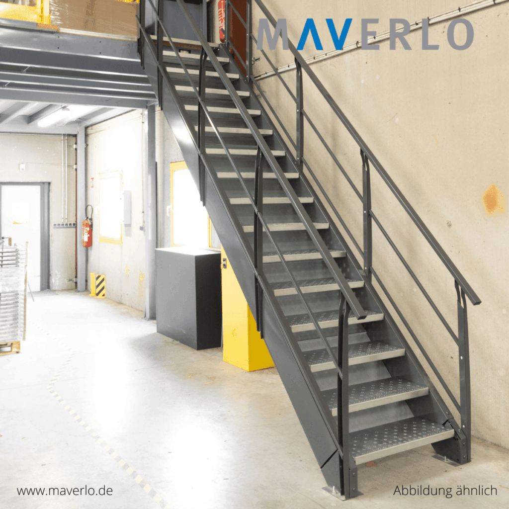 Lagerbühne Treppe