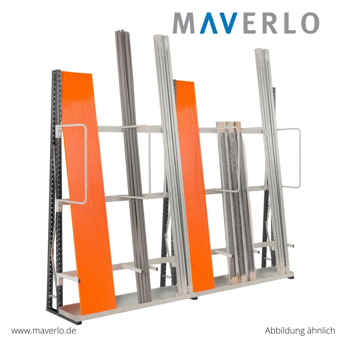 vertikalregal-lagerung-kleiner-raum Platzsparendes und flexibles Vertikalregal für kleine Räume - ideal für die Lagerung von Gegenständen verschiedener Größe