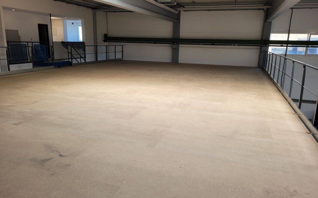 Neue Lagerbühne in Schweigheim bei Stuttgart bringt Platz und Effizienz